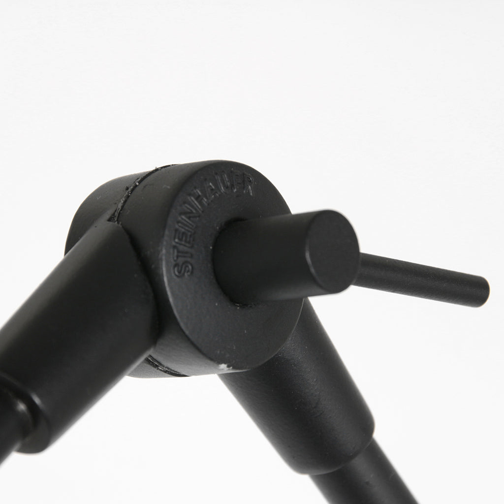 Lampadaire rotin naturel à structure articulée noire – Ø40 cm