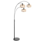 Lampadaire arqué en métal noir abat-jours bois clair – H200 cm