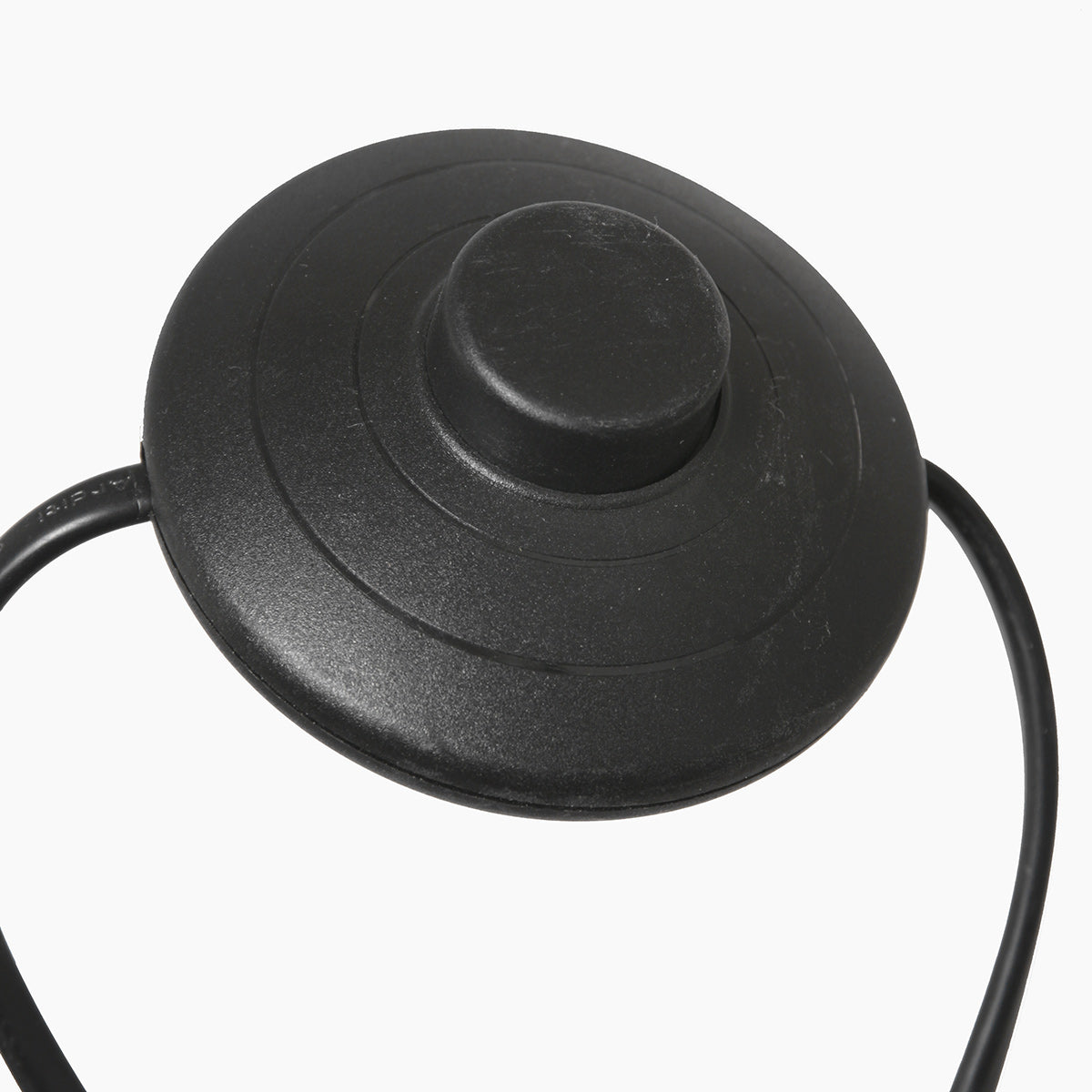 Lampadaire en métal noir avec abat-jour en rotin naturel – H173 cm