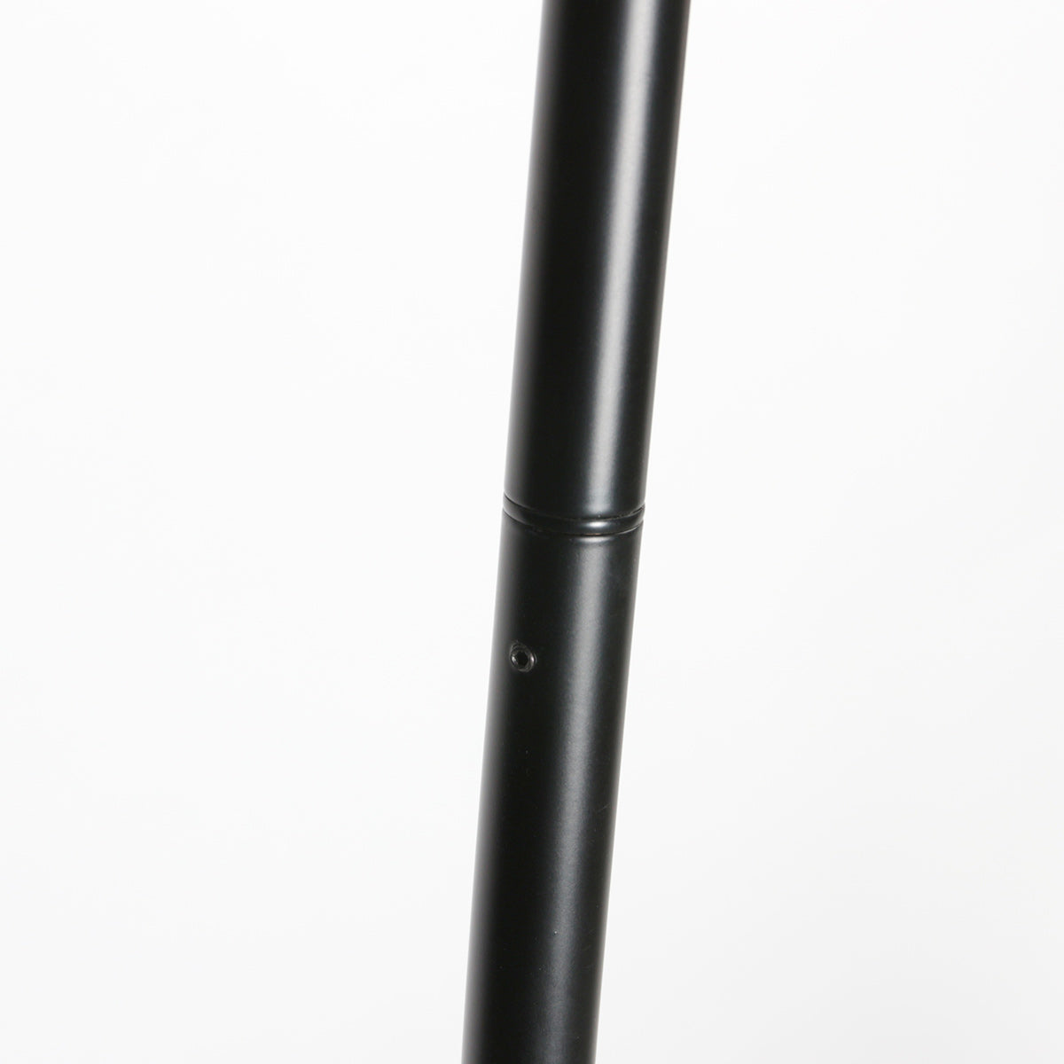 Lampadaire arqué en métal noir abat-jour rotin naturel – H193 cm