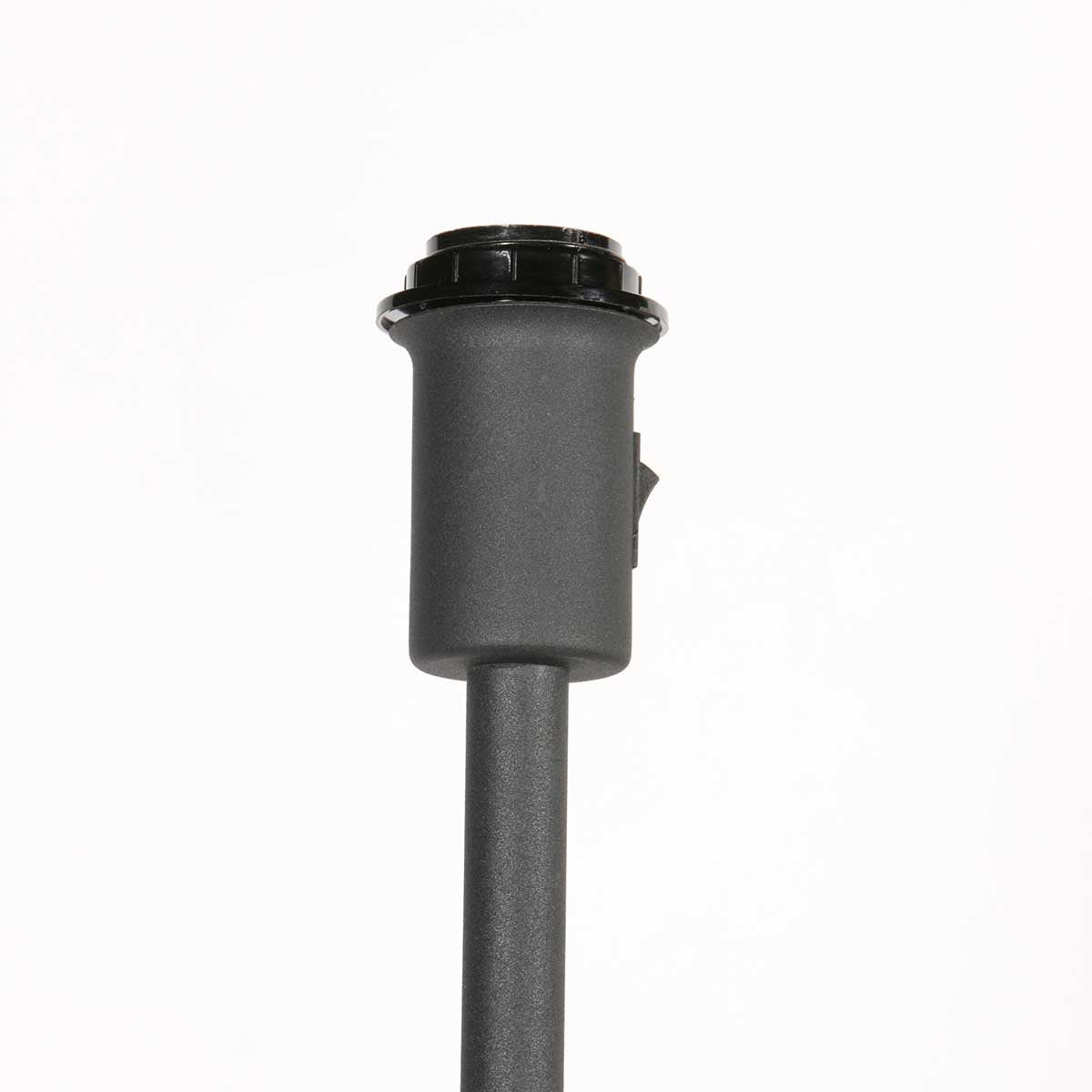Lampadaire en métal noir abat-jour bambou motif chevrons – H144 cm