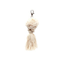 Porte-clés pompon en coton écru avec coquillages naturels