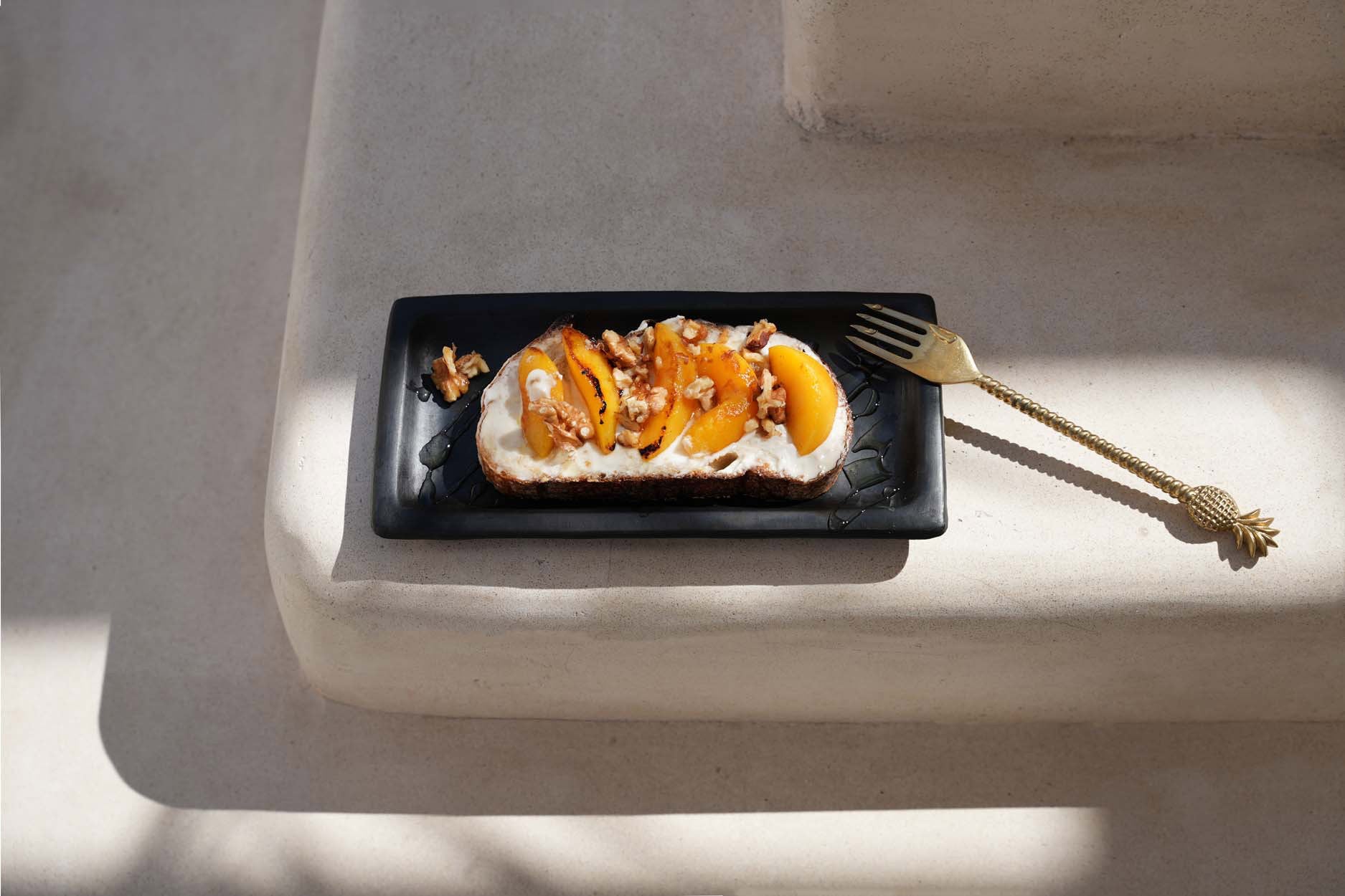 La fourchette en or avec ananas