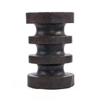 Table d'appoint en bois massif brun foncé, forme totem sculptée - H60 cm