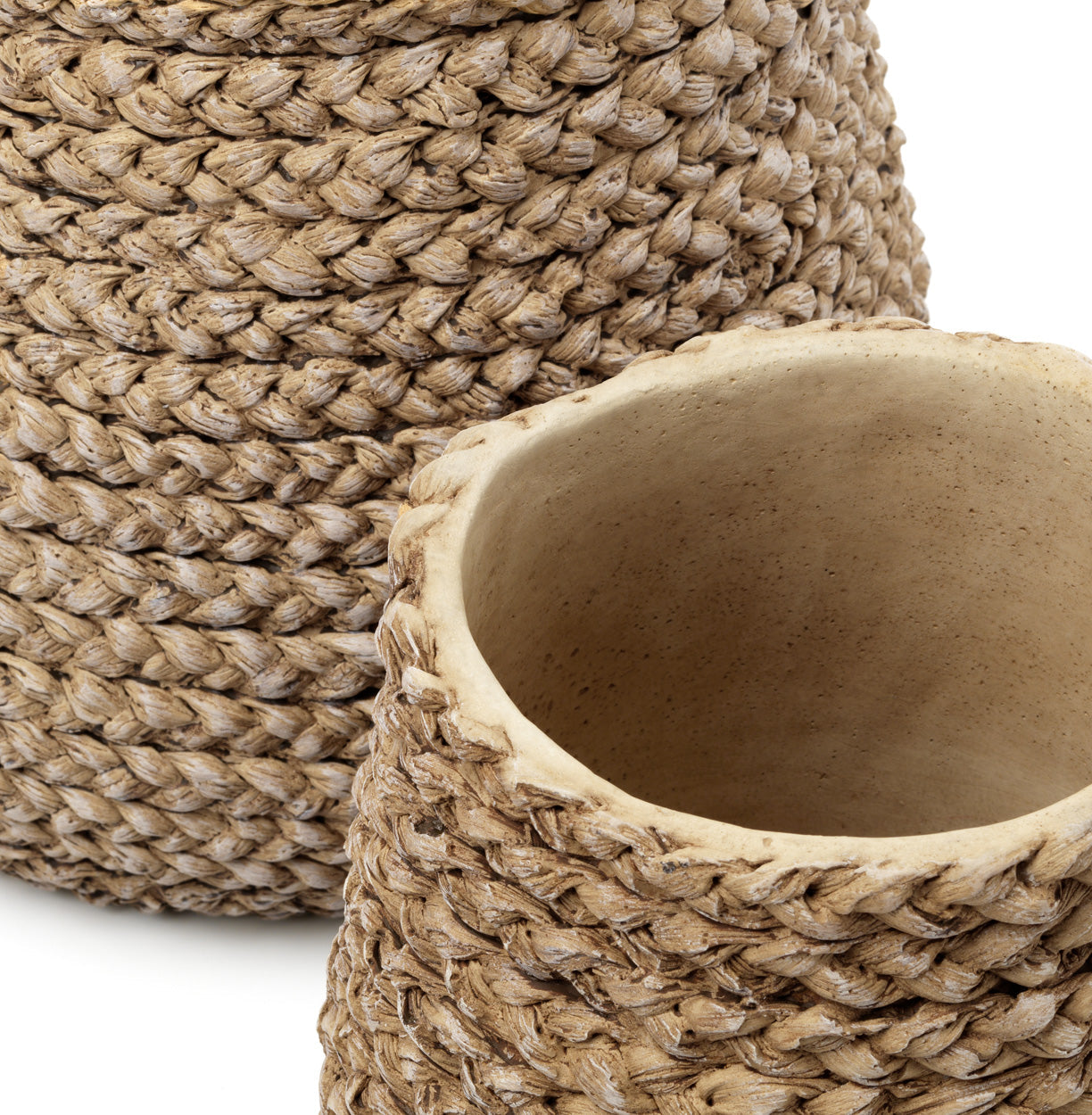 Cache-pot conique fibre naturelle tressée pour plantes petites