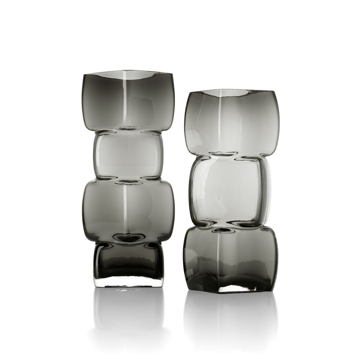 Vase décoratif en verre fumé forme totem gris foncé – H27 cm