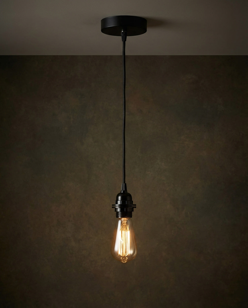 Suspension noire minimaliste en câble tressé circulaire – 250 cm