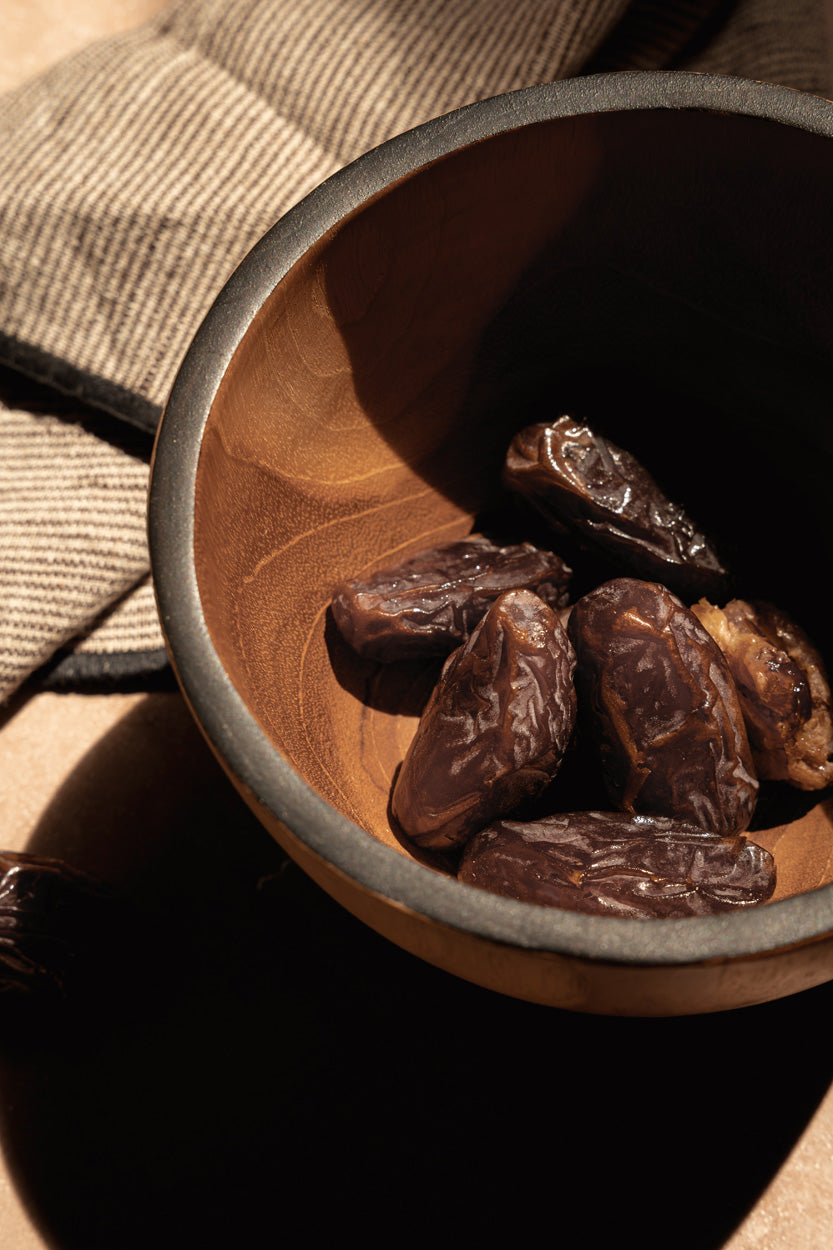 Serviette en lin naturel rayée bordure noire