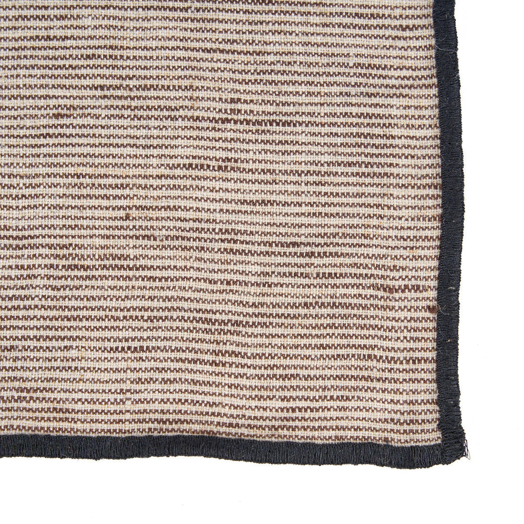 Serviette en lin naturel rayée bordure noire