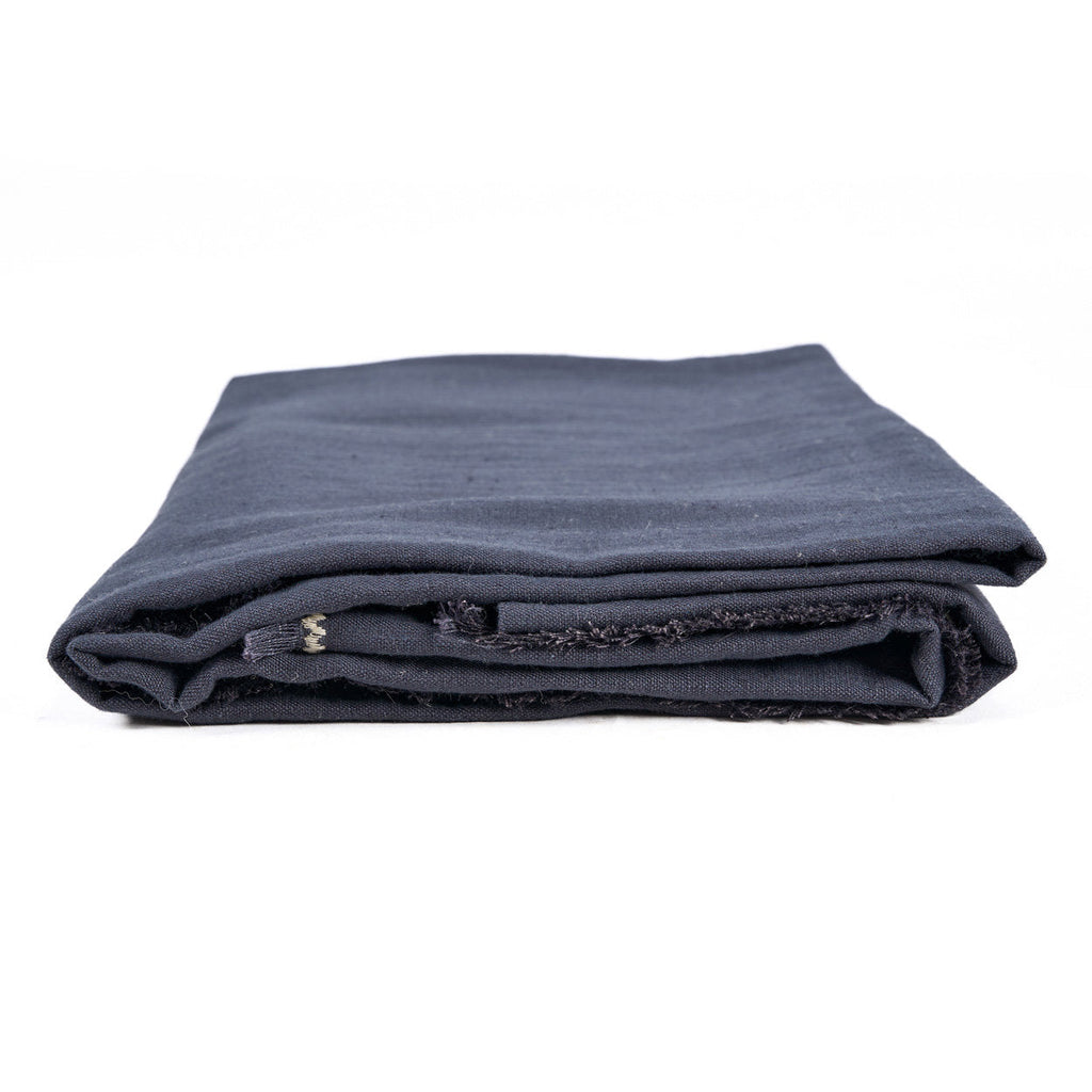 Nappe en lin bleu marine à franges artisanales – 150x300 cm