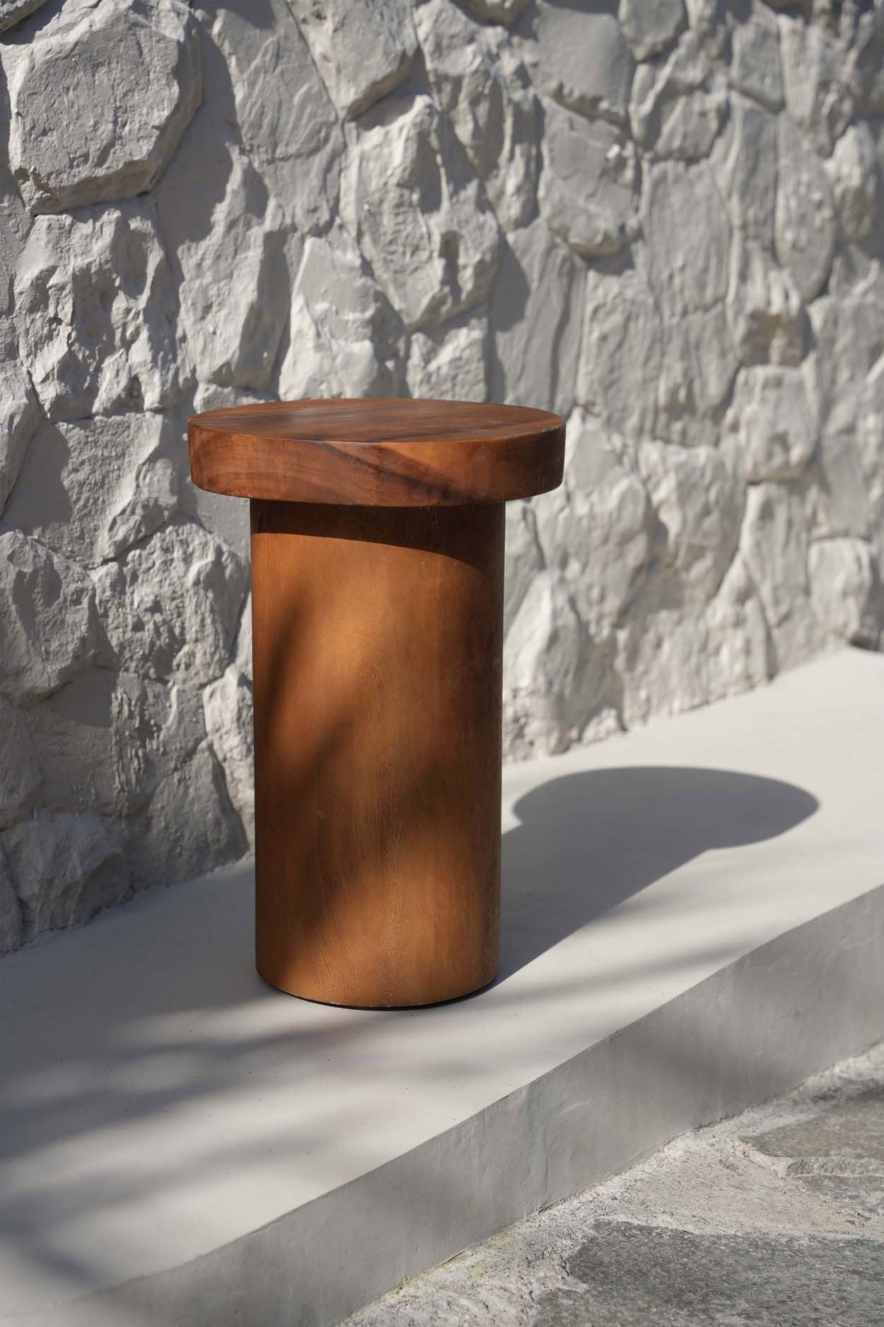 Table d’appoint en bois de Suar naturel 45x30 cm
