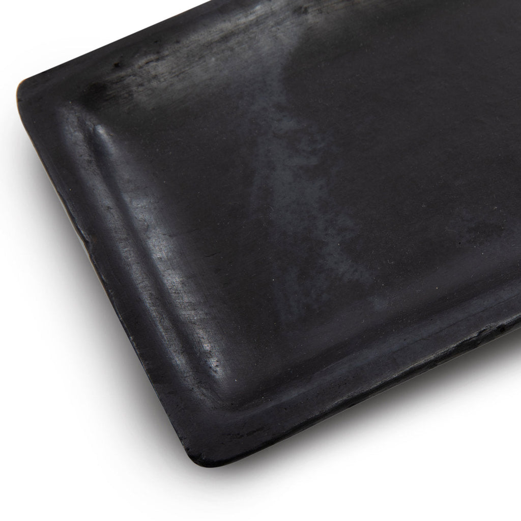 Plateau à sushi rectangulaire en terre cuite noire aspect mat