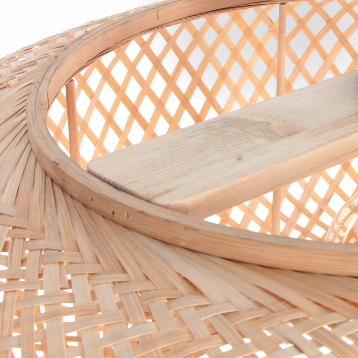 Suspension en rotin naturel motif croisillons – Ø60 cm