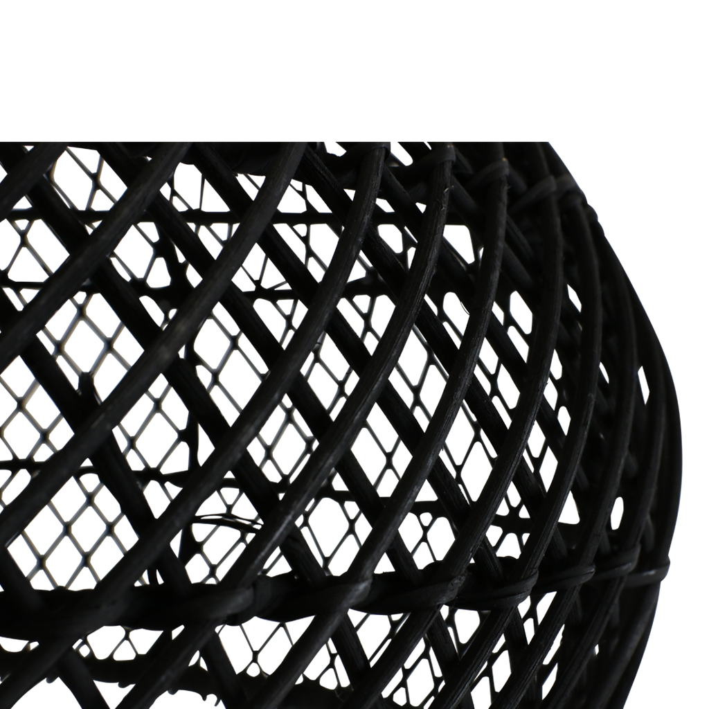 Suspension en rotin noir ajouré forme gourde – Ø42 cm