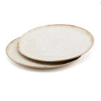 Assiette plate en grès blanc cassé bord doré artisanal