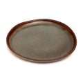 Assiette en grès émaillé ovale gris-vert à bord brun organique