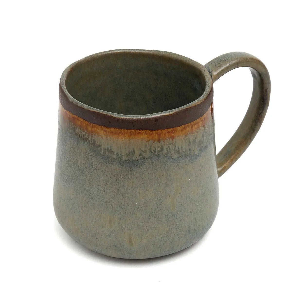 Mug en grès artisanal émaillé gris bleuté et brun