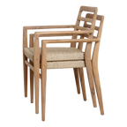 Chaises de jardin en teck naturel avec accoudoirs et assise tressée – Lot de 2