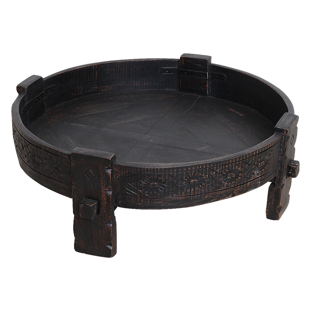 Table basse ronde en bois sculpté noir patiné – Ø73 cm