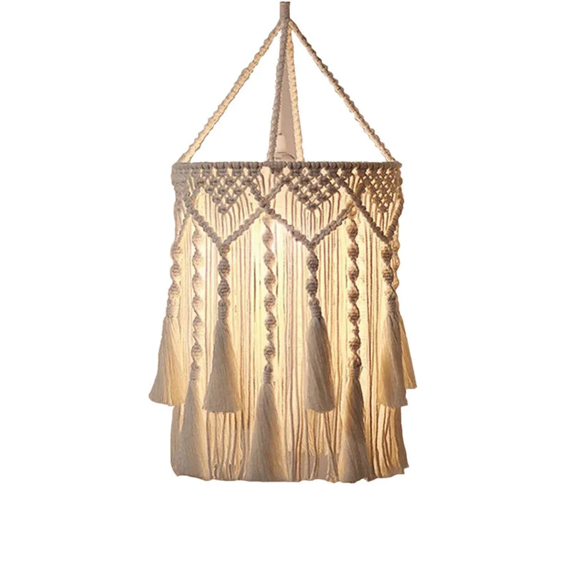 Abat-jour en macramé à franges