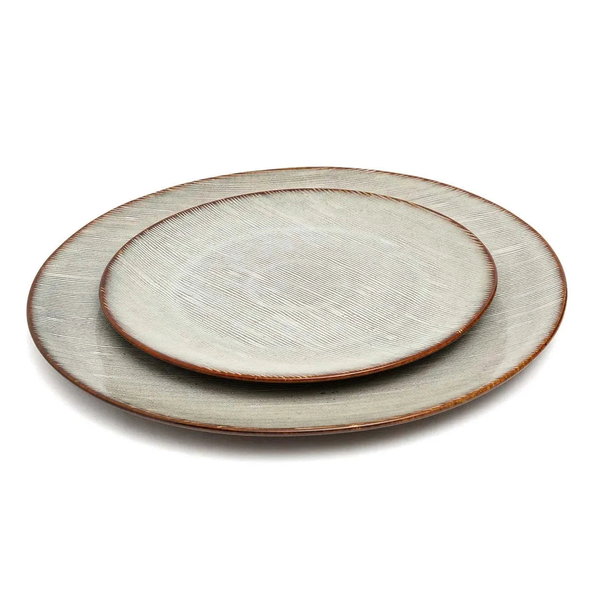 Assiette en grès gris clair bord brun texturé strié, set de deux