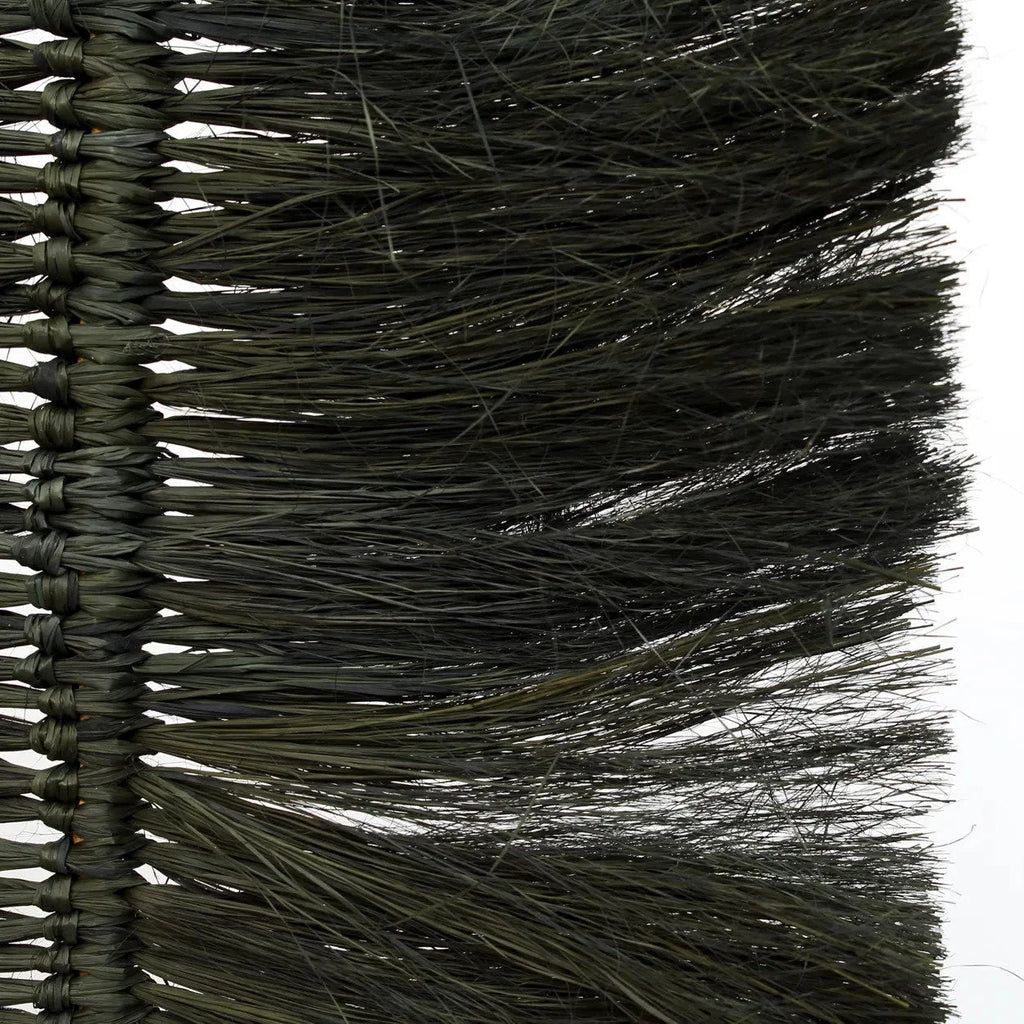 Branche décorative en raphia noir à brosse verte dense, H190 cm