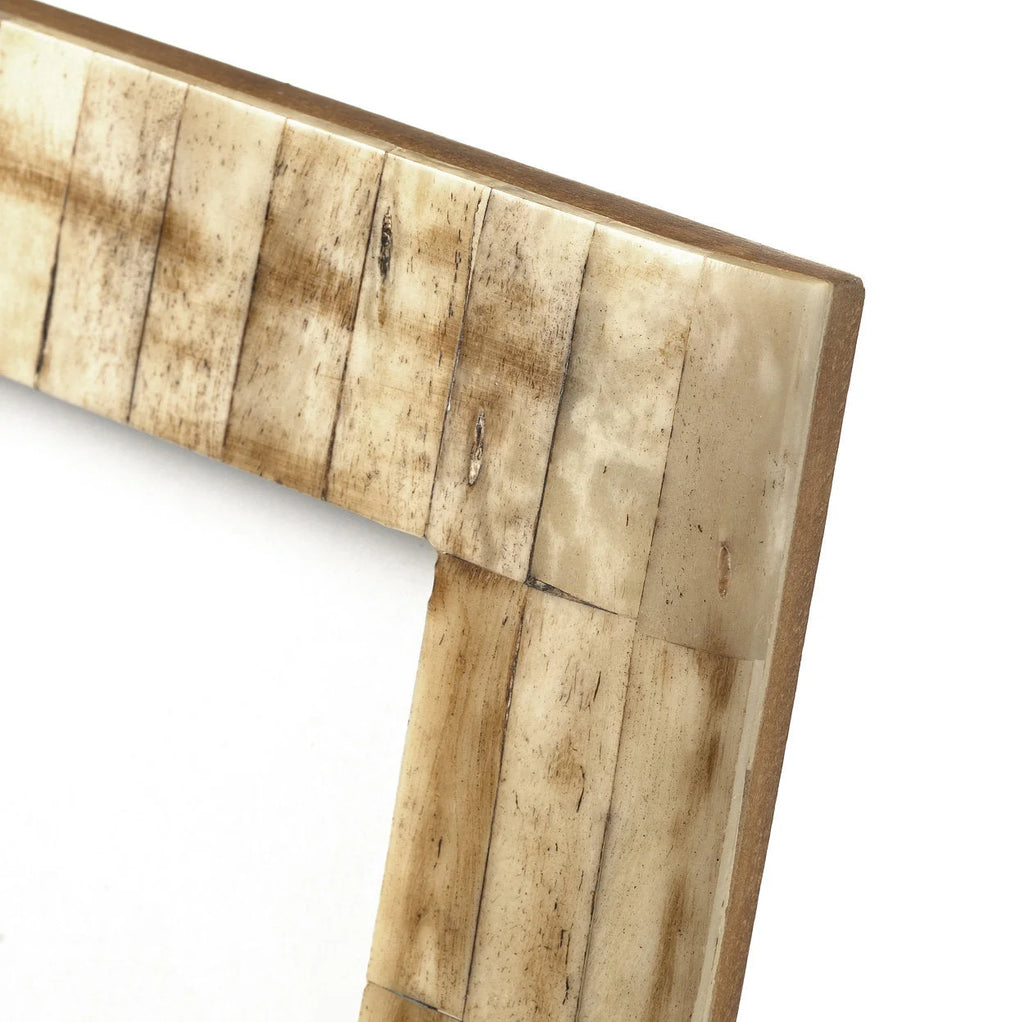 Cadre photo mosaïque en os de buffle beige marbré rustique