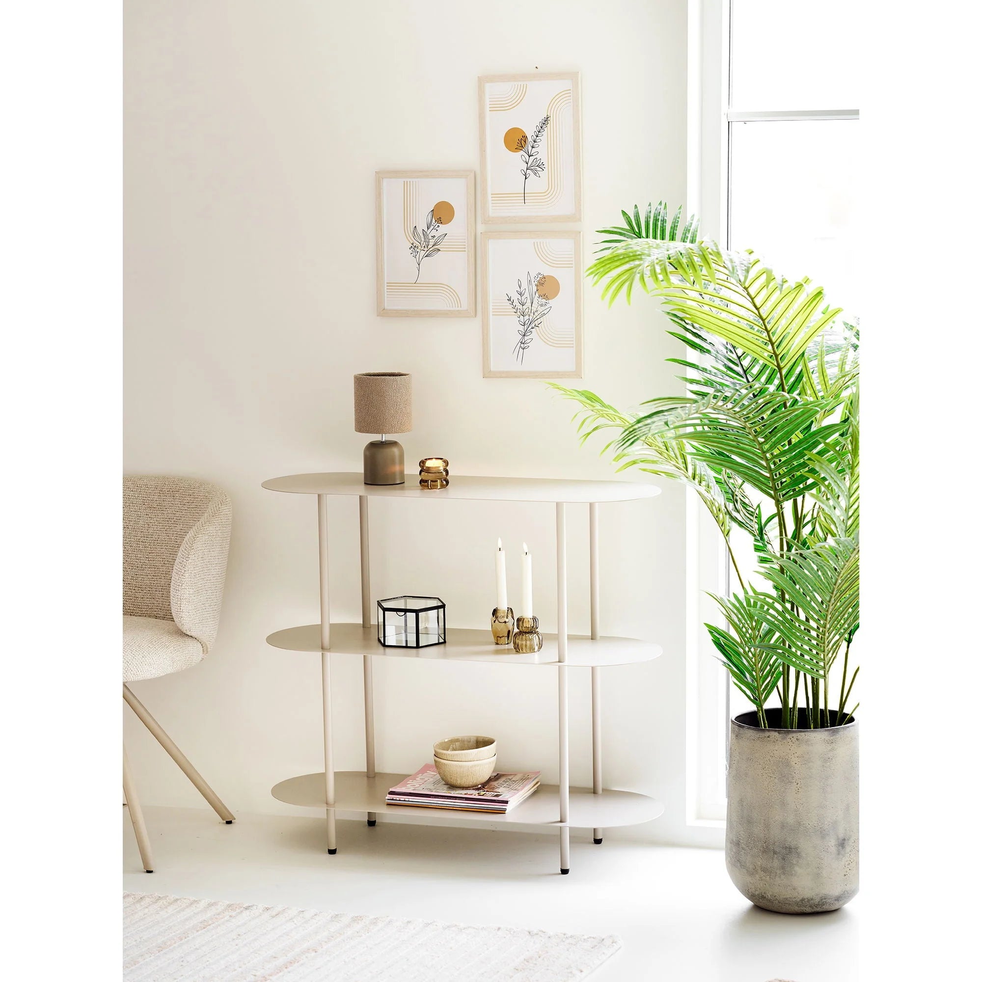 Console table minimaliste moderne en bois clair beige, 3 étagères ovales, pieds métal fins