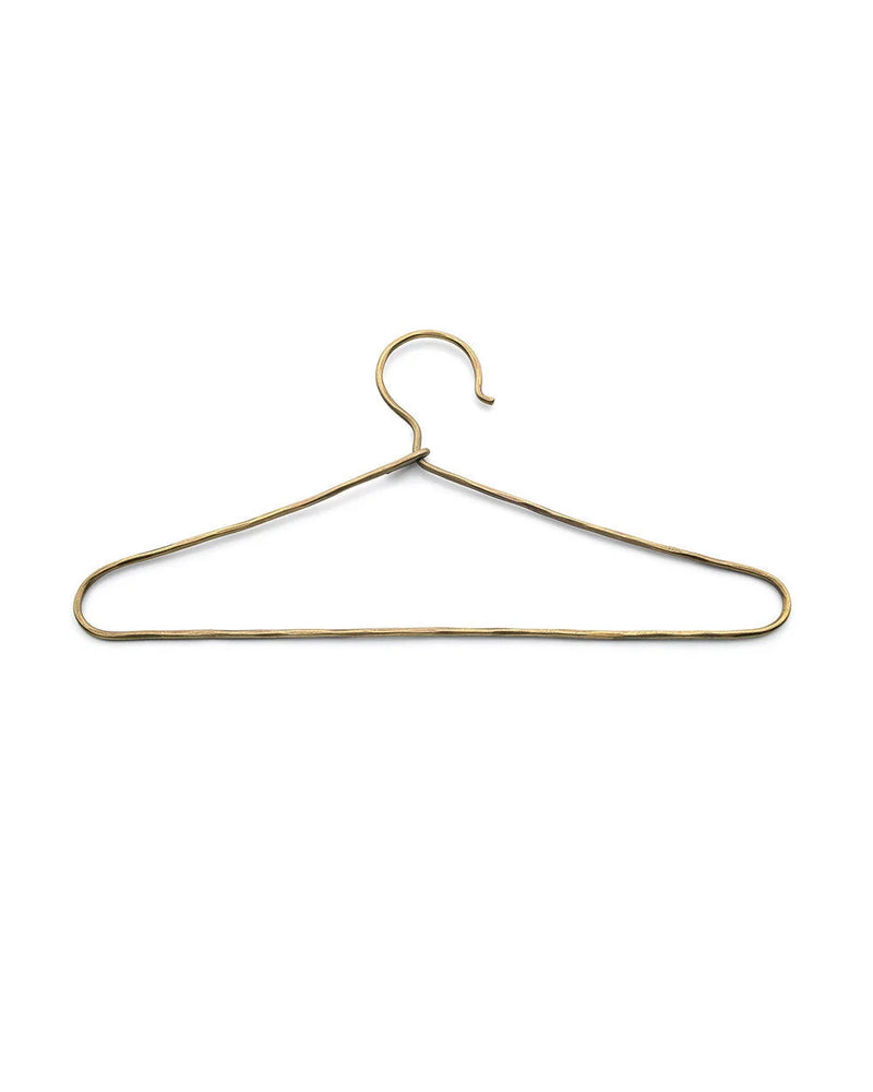 Cintre en laiton doré martelé forme triangulaire artisanale