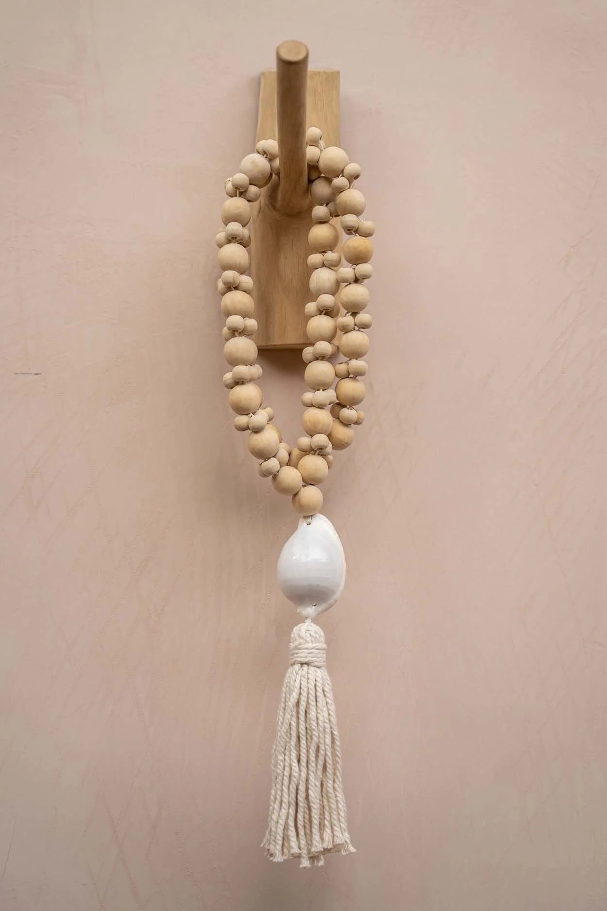 Collier décoratif coquillage perles bois naturel blanc écru