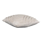 Coussin décoratif écru en coton à motif géométrique tufté texturé