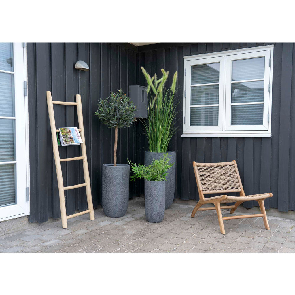 Échelle décorative en bois de teck naturel 50x150 cm avec magazine