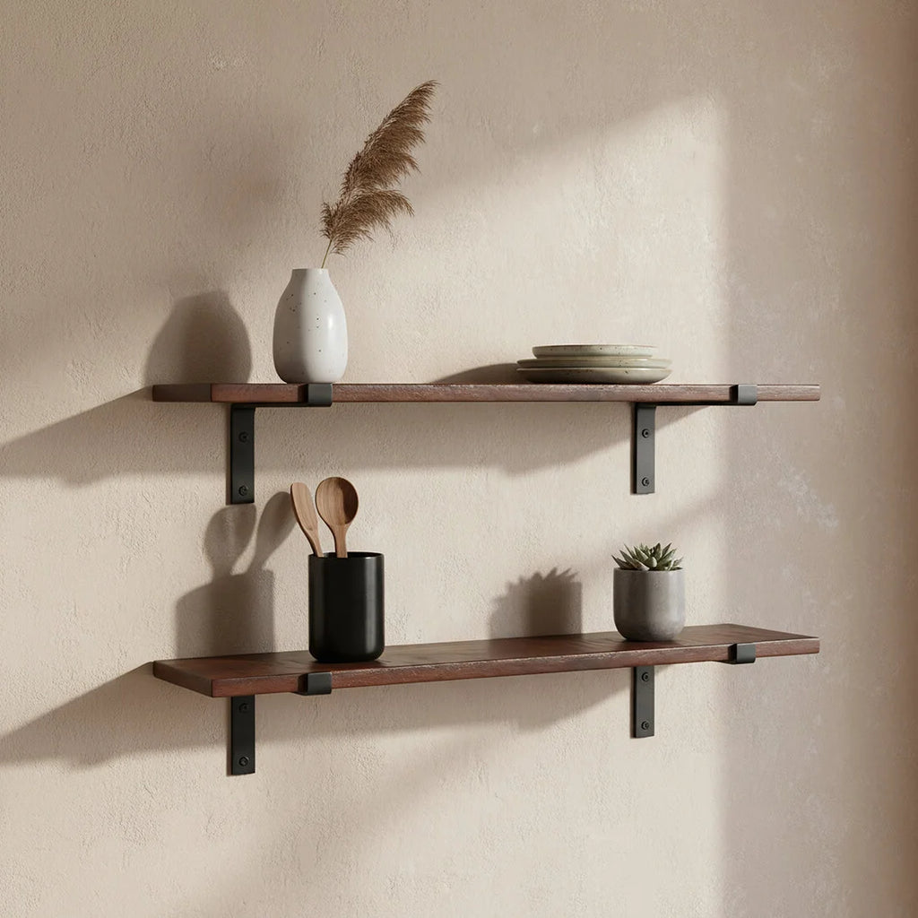 Étagère murale bois recyclé brun avec étagères flottantes bois sombre et supports métal noir