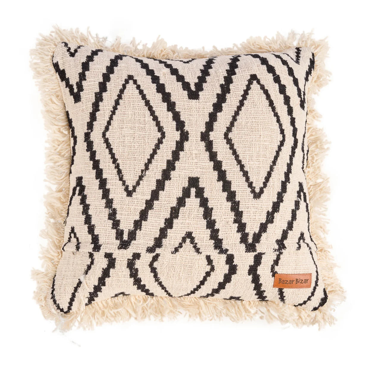 Housse coussin géométrique beige et noir frangé 50x50 cm
