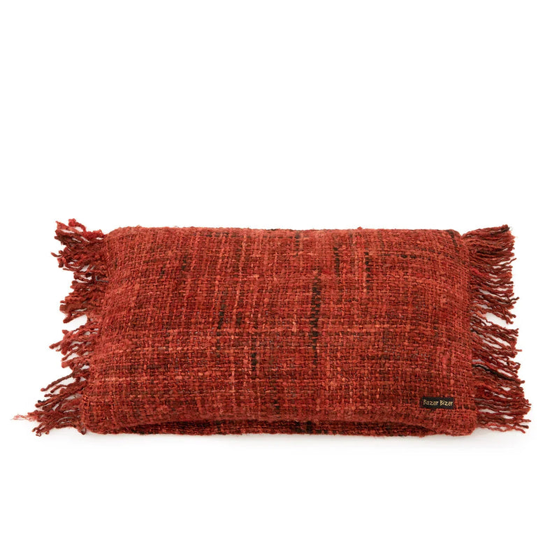 Housse coussin rouge cerise en coton  avec franges - 30x50 cm