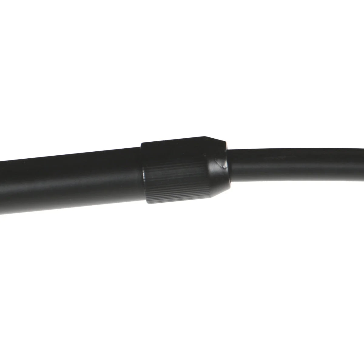 Connecteur plastique noir texturé reliant deux tubes cylindriques pour lampadaire arc métal noir effet rotin H190 cm