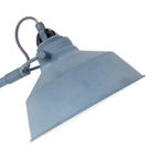 Lampe de bureau en métal gris à bras articulé et abat-jour conique H172 cm