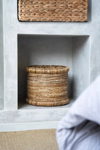 Panier de rangement en fibres naturelles tressées beige forme ronde – Ø38 cm