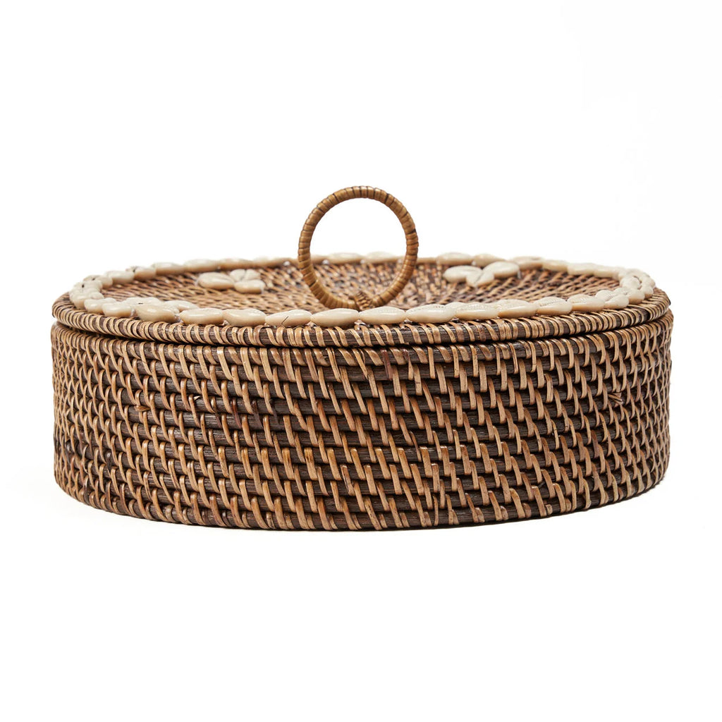 Panier rond en rotin brun avec couvercle coquillages et anse bois