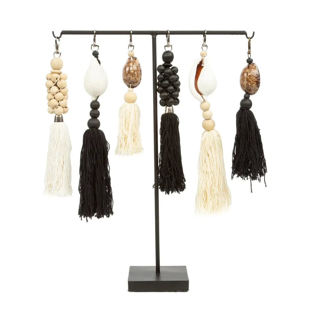 Support d’oreilles à pompons noir avec crochets pour affichage