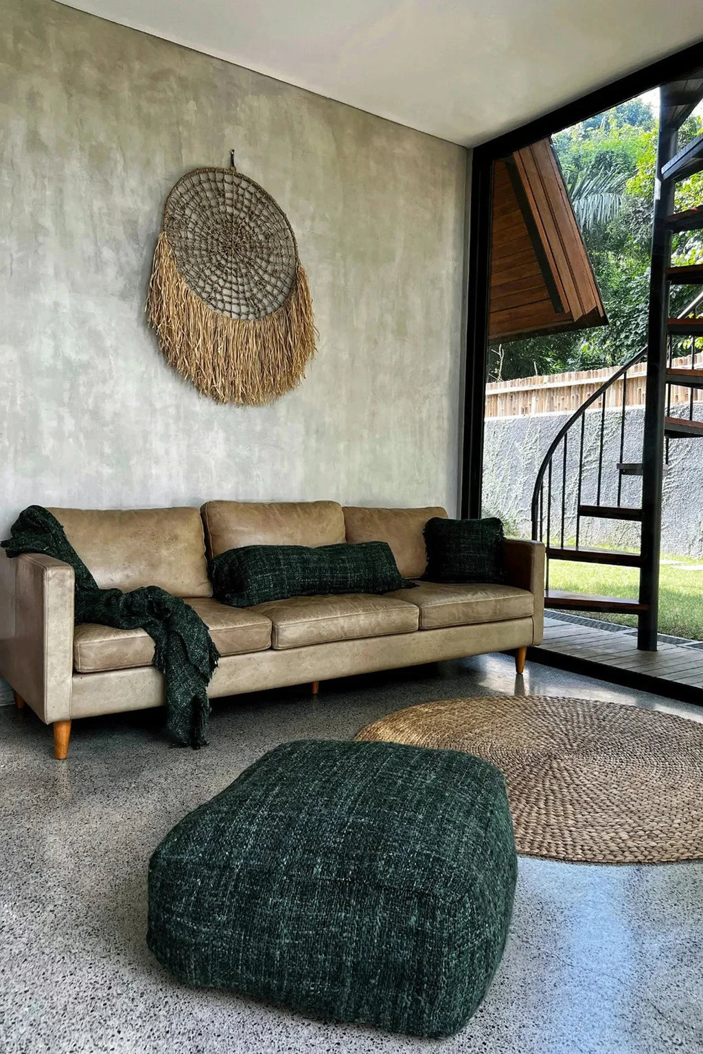 Pouf carré en coton vert forêt texturé, 60x60 cm