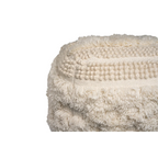 Pouf carré en laine écrue avec franges et pompons, texture ronde et motifs bobbles