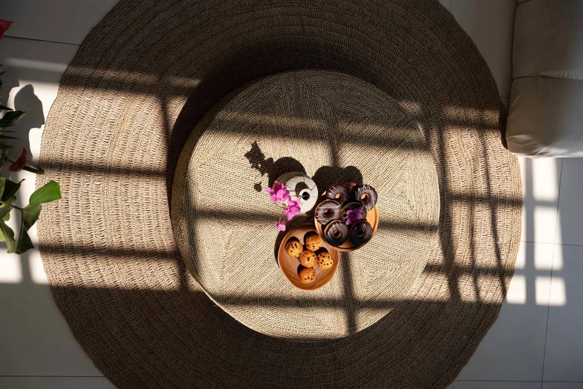 Pouf rond en jonc de mer naturel usage table basse salon – Ø100 cm