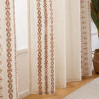 Rideau bohème beige, vue générale.