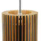Suspension bois ajouré forme goutte naturel avec abat-jour en lattes cylindriques