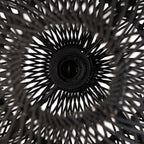 Suspension boule en rotin tressé noir ajouré – Ø30 cm