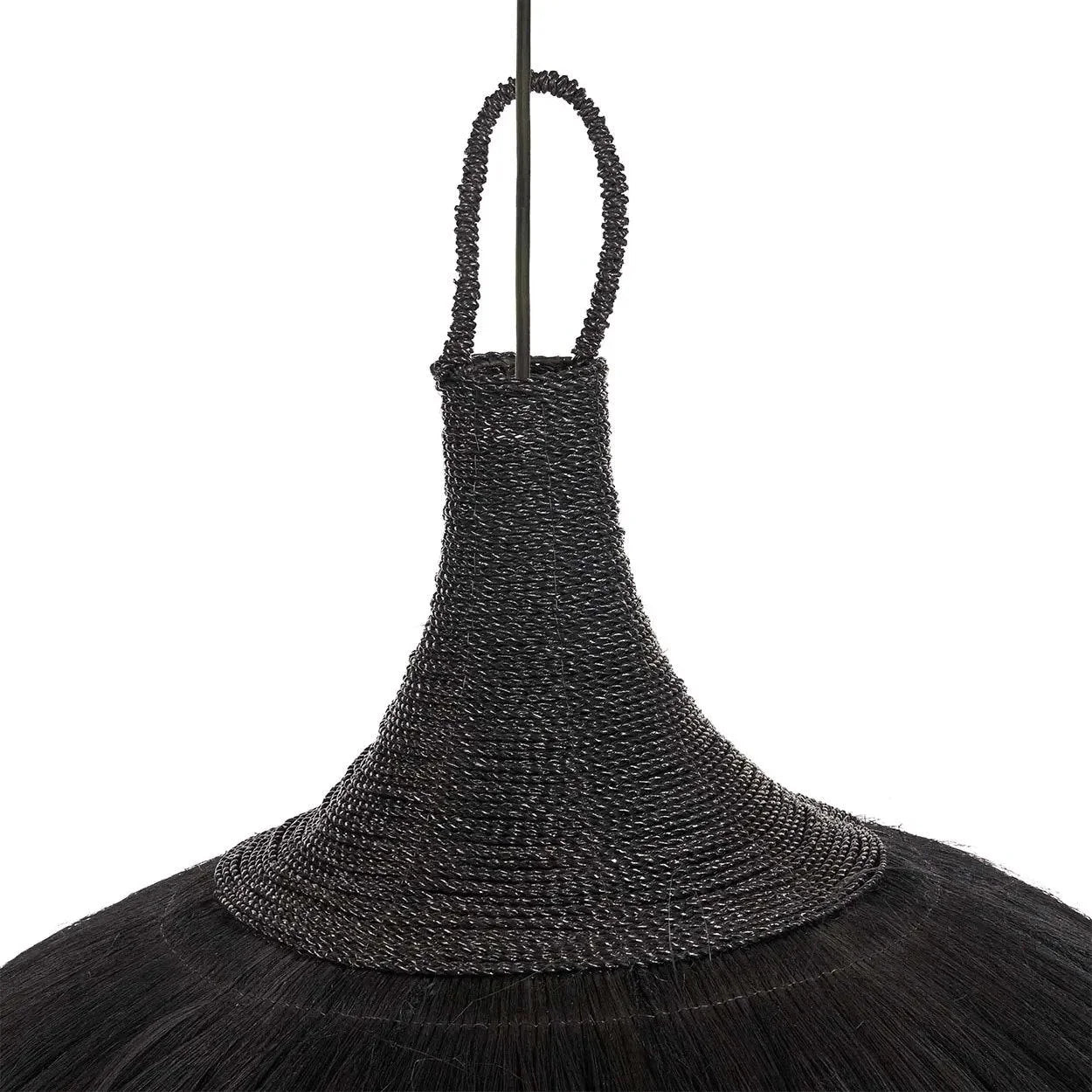 Suspension en herbe noire tressée avec franges bohèmes Ø100 cm