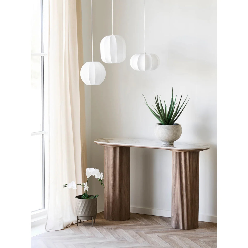 Console en bois moderne avec pieds cannelés, plateau marbre lisse ovale