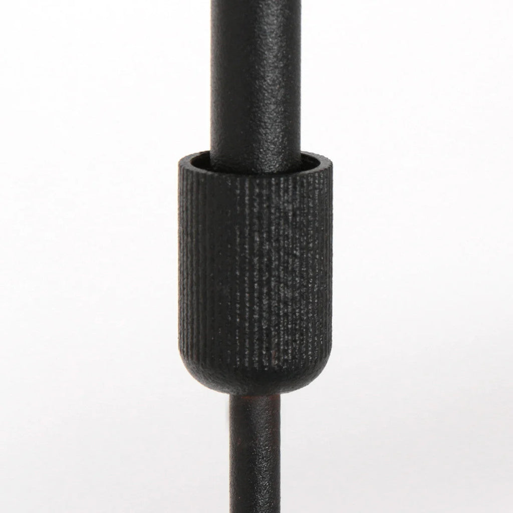 Connecteur en métal noir texturé pour suspension linéaire abat-jour tissu taupe