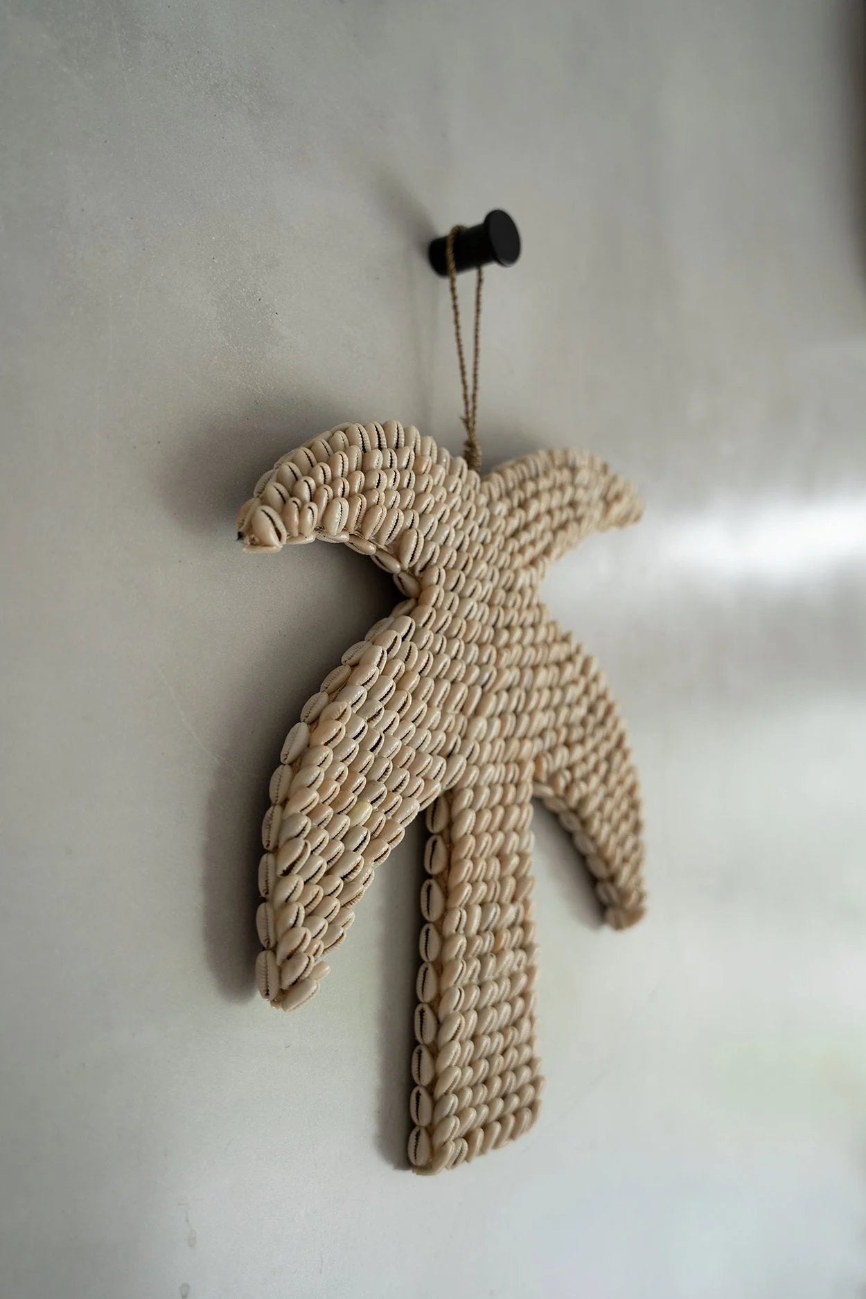 Suspension murale en coquillages – Silhouette palmier